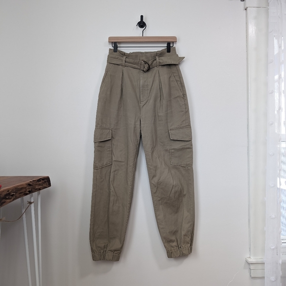 Aritzia Pants - Sunday Best Aritzia Gravity Khaki Tan Cargo Utility High Rise Jogger / 6